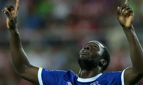 Lukaku lập hattrick, đoàn quân của David Moyes đại bại trước Everton