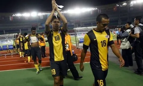 Đối thủ tuyển Việt Nam rối bời trước thềm AFF Cup