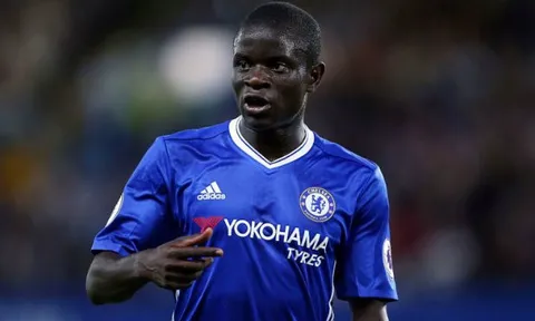 Màn trình diễn chói sáng của N'Golo Kante trước Swansea