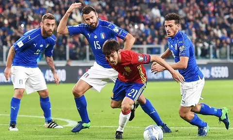 Màn trình diễn của David Silva vs Italia
