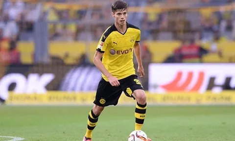 Màn trình diễn của Julian Weigl trước Sporting Lisbon
