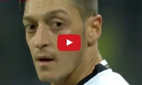 Màn trình diễn của Mesut Oezil vs CH Séc