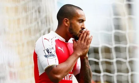 Màn trình diễn của Theo Walcott mùa 2015/16