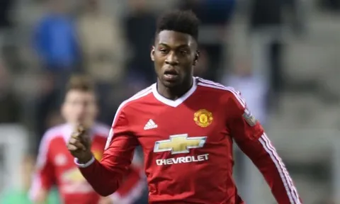 Màn trình diễn của Timothy Fosu-Mensah mùa 2015/16