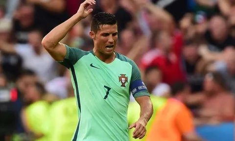 Màn trình diễn siêu đẳng của Cristiano Ronaldo vs Hungary