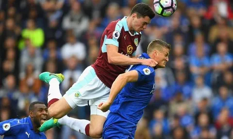 Man Utd cạnh tranh Chelsea vụ Michael Keane