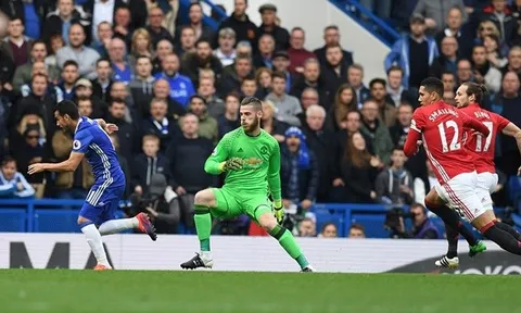 Man Utd 'nhuộm đỏ' đội hình tệ nhất vòng 9 Premier League