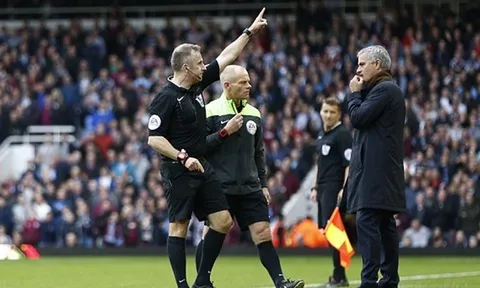 Man Utd phung phí cơ hội, chỉ Mourinho là lãnh đủ