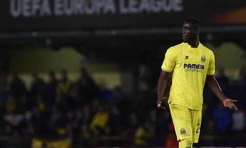Bailly là ai mà M.U lại “mê” đến vậy?