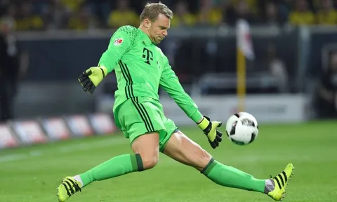 Manuel Neuer - Thủ môn xử lý chân hay nhất hiện nay