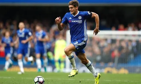 Marcos Alonso gây ấn tượng vs Everton