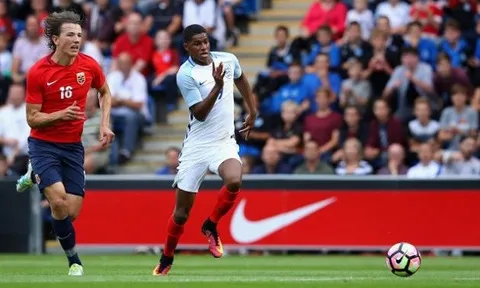"Marcus Rashford là siêu nhân"