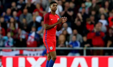 Marcus Rashford: Rooney mới hay Walcott mới?