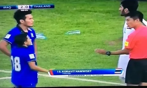 Mất người vì đánh nguội, Thái Lan dẫn đầu World Cup về "thẻ đỏ"