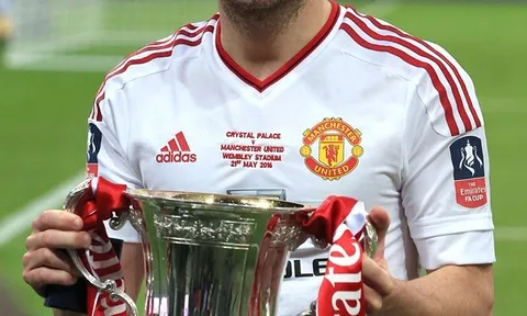 Juan Mata đã sẵn sàng rời Man Utd, nhưng vẫn ở Premier League