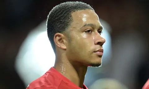 Memphis Depay sa sút vì... nhớ mẹ