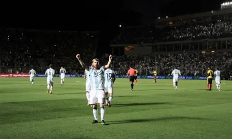 Messi nổ súng, Argentina tạm thời vượt khó