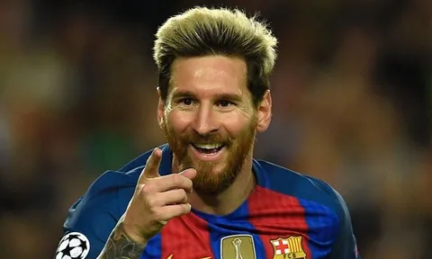 "Messi thi đấu như đang chơi đùa ở sân trường"