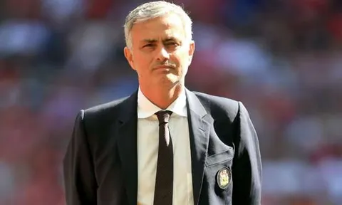 Kẻ chỉ trích Mourinho lên tiếng nhận lỗi
