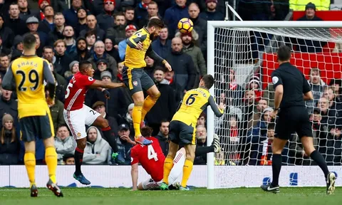 4 luận điểm chứng minh Man Utd “là đội bóng xui xẻo”