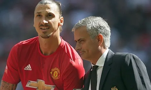 Mourinho, Ibrahimovic và "câu thần chú" ở Old Trafford