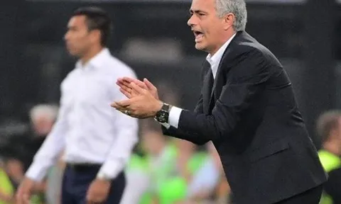 Mourinho mong chờ MU tàn nhẫn và lạnh lùng hơn nữa