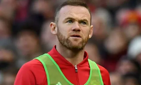 Mourinho chê Wayne Rooney quá chậm