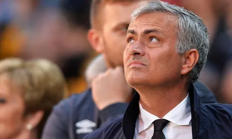 Mourinho đang học yêu lại từ đầu