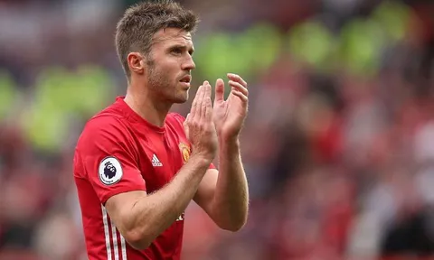 Mourinho gọi một cầu thủ của Man Utd là 'hiện tượng'
