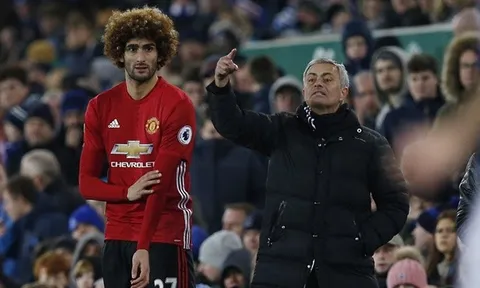 Góc chiến thuật: Mourinho thiếu bản lĩnh, đừng trách Fellaini