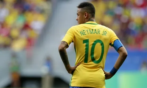 Neymar lại chơi dưới sức vs Iraq