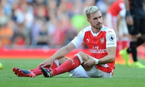Nghỉ 1 tháng, Ramsey khiến Wenger thấp thỏm