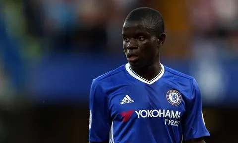 N'Golo Kante mất tích trong trận gặp Liverpool