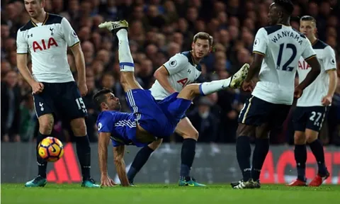 Ngược dòng trước Tottenham, Chelsea đòi lại ngôi đầu từ Liverpool
