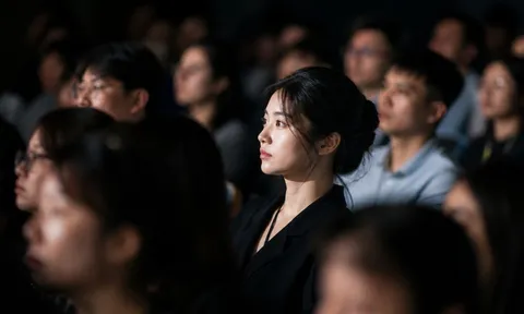 Người hay im lặng trong đám đông thường sở hữu 4 điểm mạnh đặc biệt, càng tiếp xúc càng nể