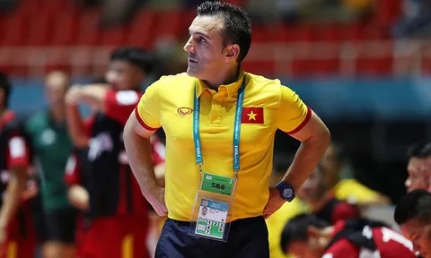Người Tây Ban Nha đấu trí ở World Cup futsal