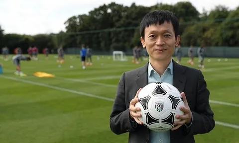 Người Trung Quốc thâu tóm 2 đội bóng Premier League