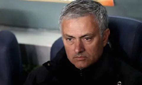 Nhìn Chelsea, nghĩ cho Man Utd: Chờ đợi gì ở Jose Mourinho?