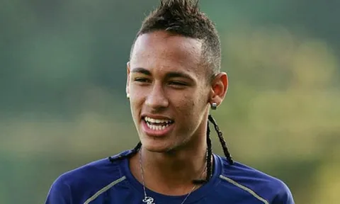 Những màn 'nhảy múa' của Neymar khi chưa tròn đôi mươi