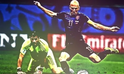 Những pha bứt tốc kinh hoàng của Arjen Robben