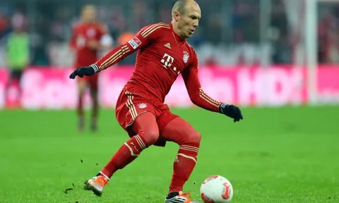 Những pha đi bóng đỉnh cao của Arjen Robben