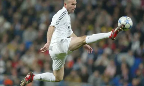 Những pha xử lý đỉnh cao của Zinedine Zidane