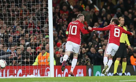 Nổ súng liên tục, M.U hạ đẹp Feyenoord tại Old Trafford