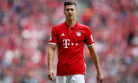 Nội tình Bayern càng thêm rắc rối vì Lewandowski