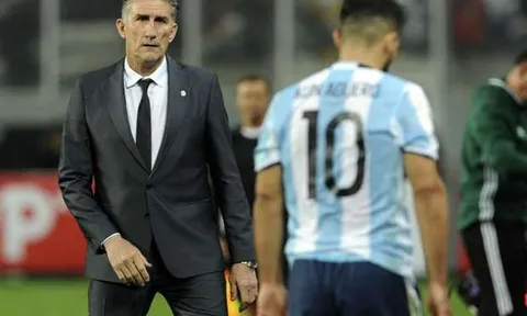 Nóng: Aguero chấn thương nặng, Pep lo sốt vó