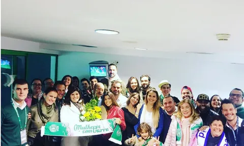 Nóng: Đưa bạn gái về nhà, Ronaldo tính chuyện trăm năm