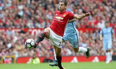 Nóng: Mkhitaryan lại bị bỏ rơi, Mata nhận cú hích lớn