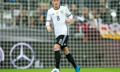 Mesut Oezil, "chuyên gia" tạo cảm hứng cho đội tuyển Đức