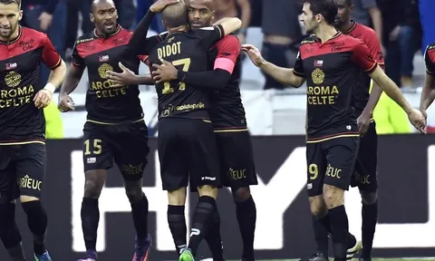 Olympique Lyon 1-3 Guingamp (vòng 10 Ligue 1)