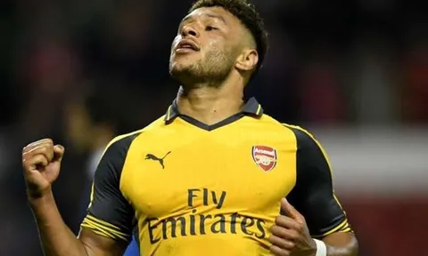 Oxlade-Chamberlain lên tiếng về tương lai